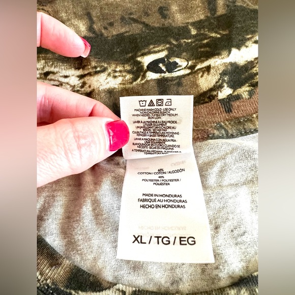 🆕 MOSSY OAK Ladies Break Up Infinity Camo SS Tee NWT - Picture 7 of 7